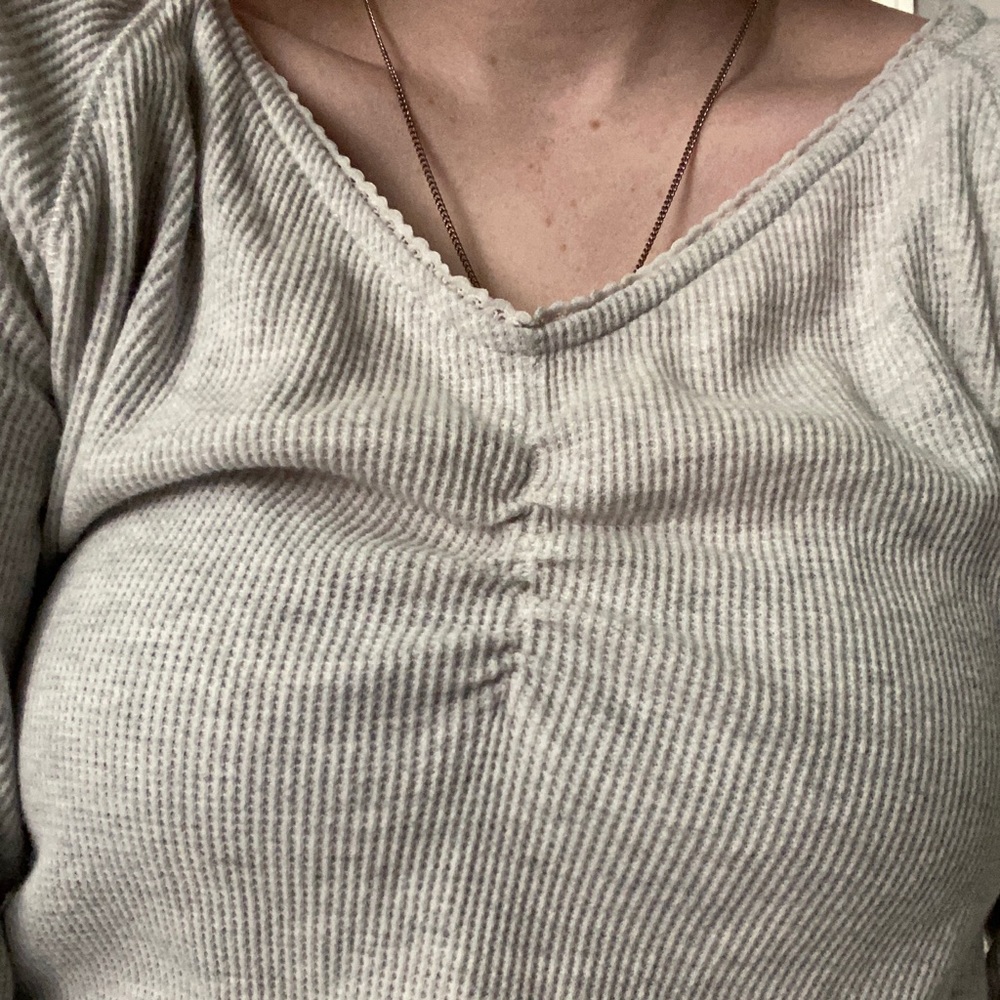 Light gray tee - Picture 2 of 3